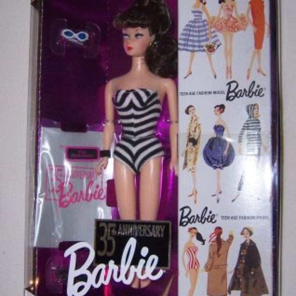1993 White 35th ANNIVERSARY Barbie Doll, Brunette Hair In Original Box